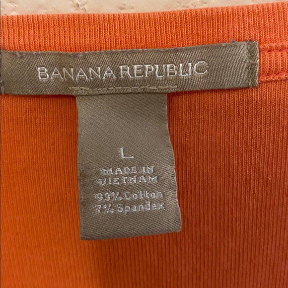 Banana Republic Orange Short Sleeve Tee - Picture 2 of 3